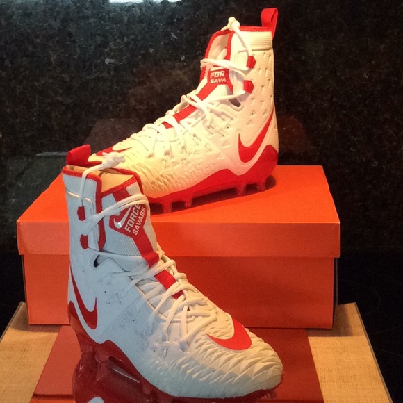 nike zoom force savage elite